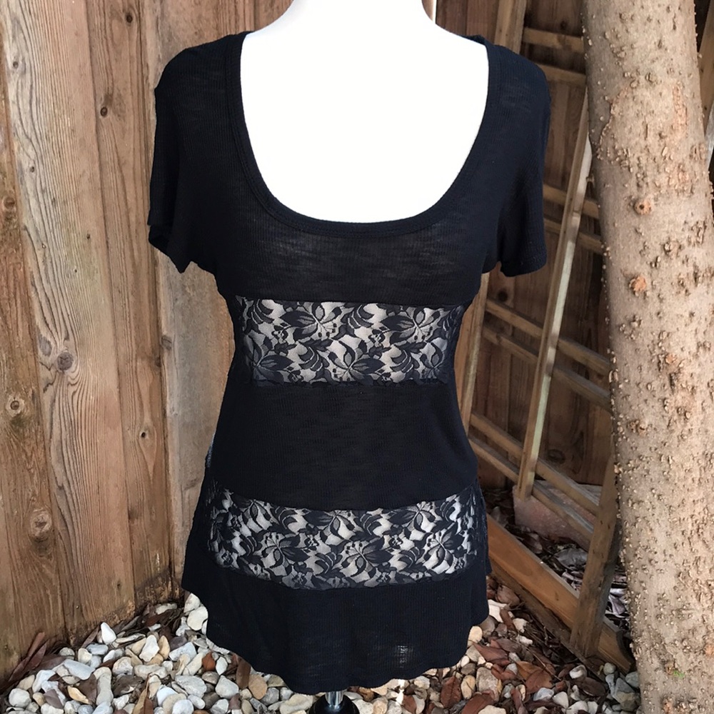 {h.i.p.} Lace & Ribbed Wide-Striped Top 🖤